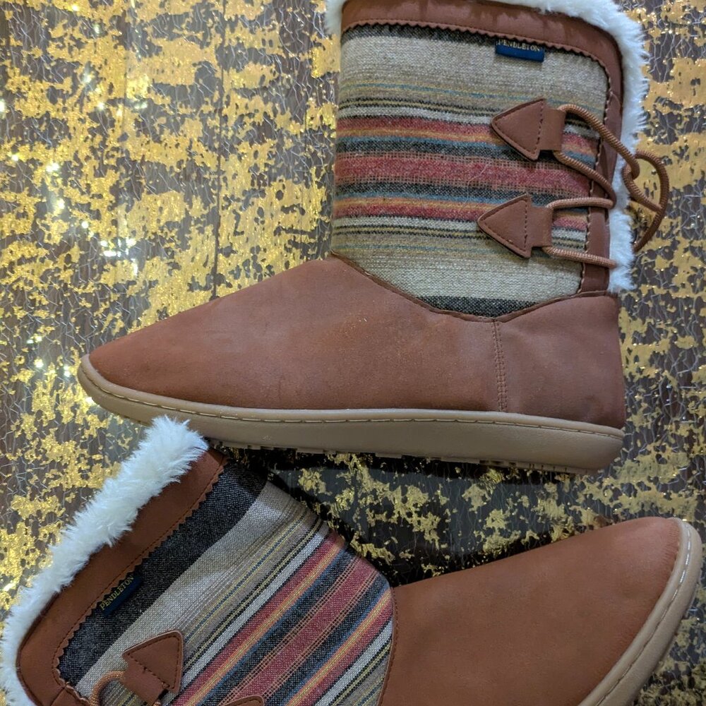 Pendleton Boot Slippers - sz women's US 9.0